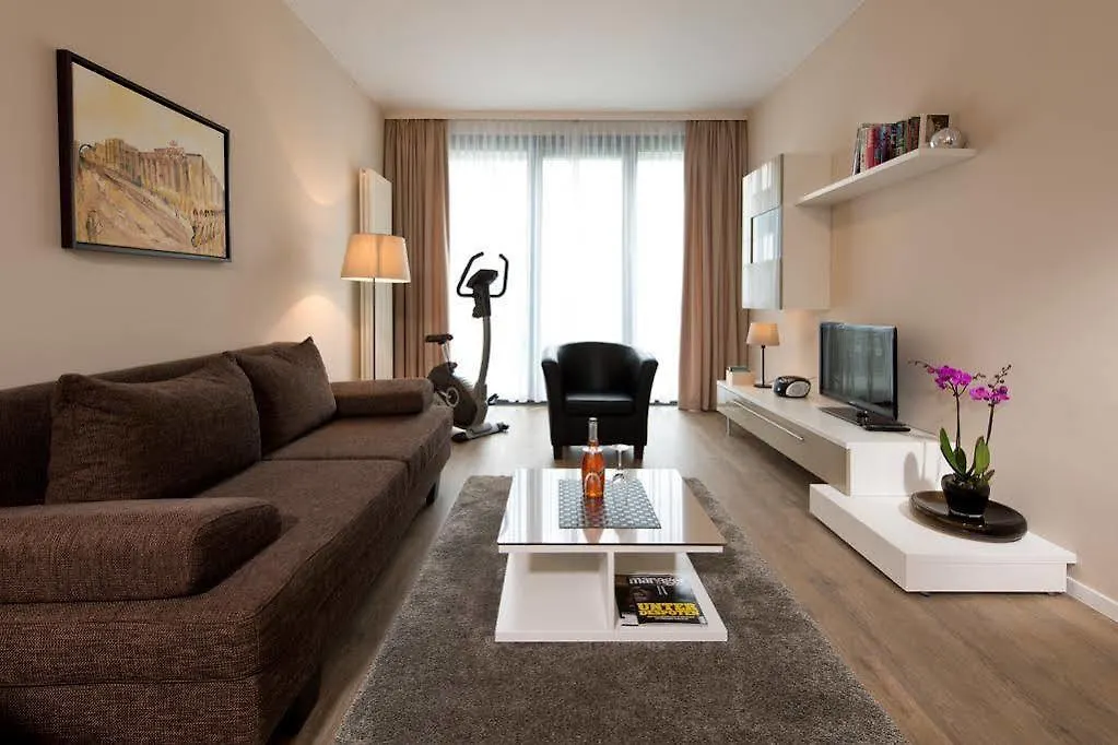 Aparthotel Residenz Am Deutschen Theater Berlin 3*,